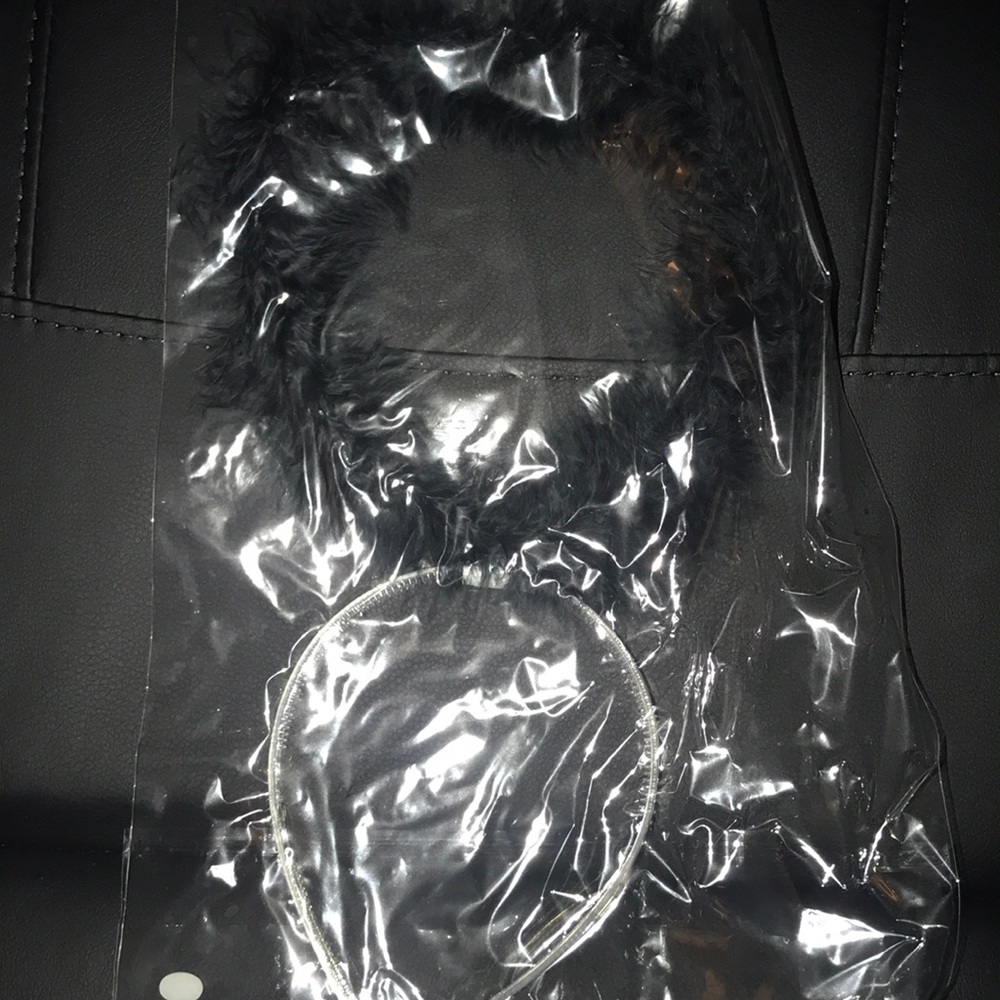 BlACK HALO GREAT FOR COSTUME BRAND NEW